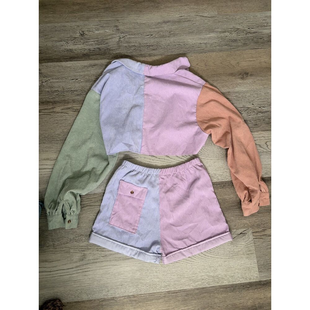 Nasty Gal Color Block Shorts set - Picture 2 of 5